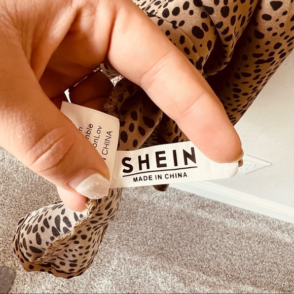 SHEIN | Cheetah Shift Dress - Picture 4 of 5